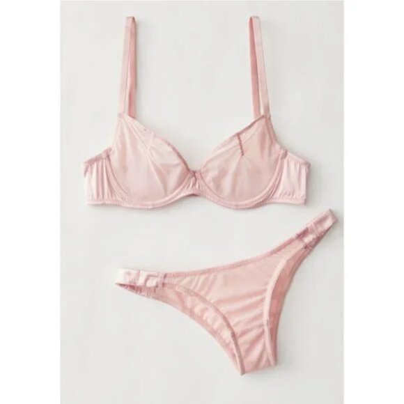 Free People Heart Throb Underwire Bra and Cheeky Undies Set in Silver Pink - Picture 1 of 14